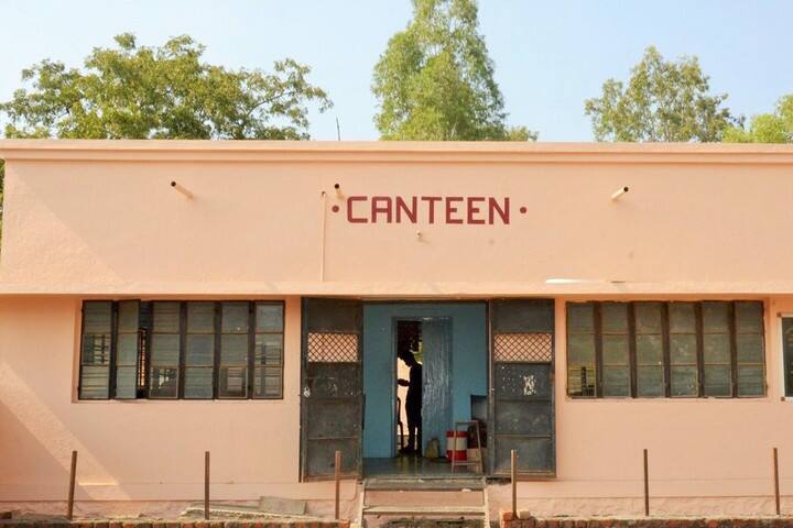 cafeteria